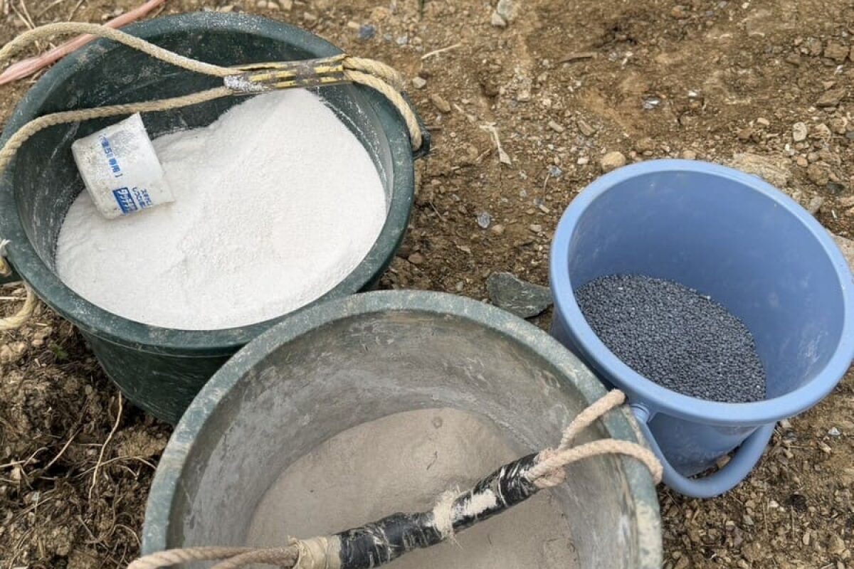 苗木に使用する道具